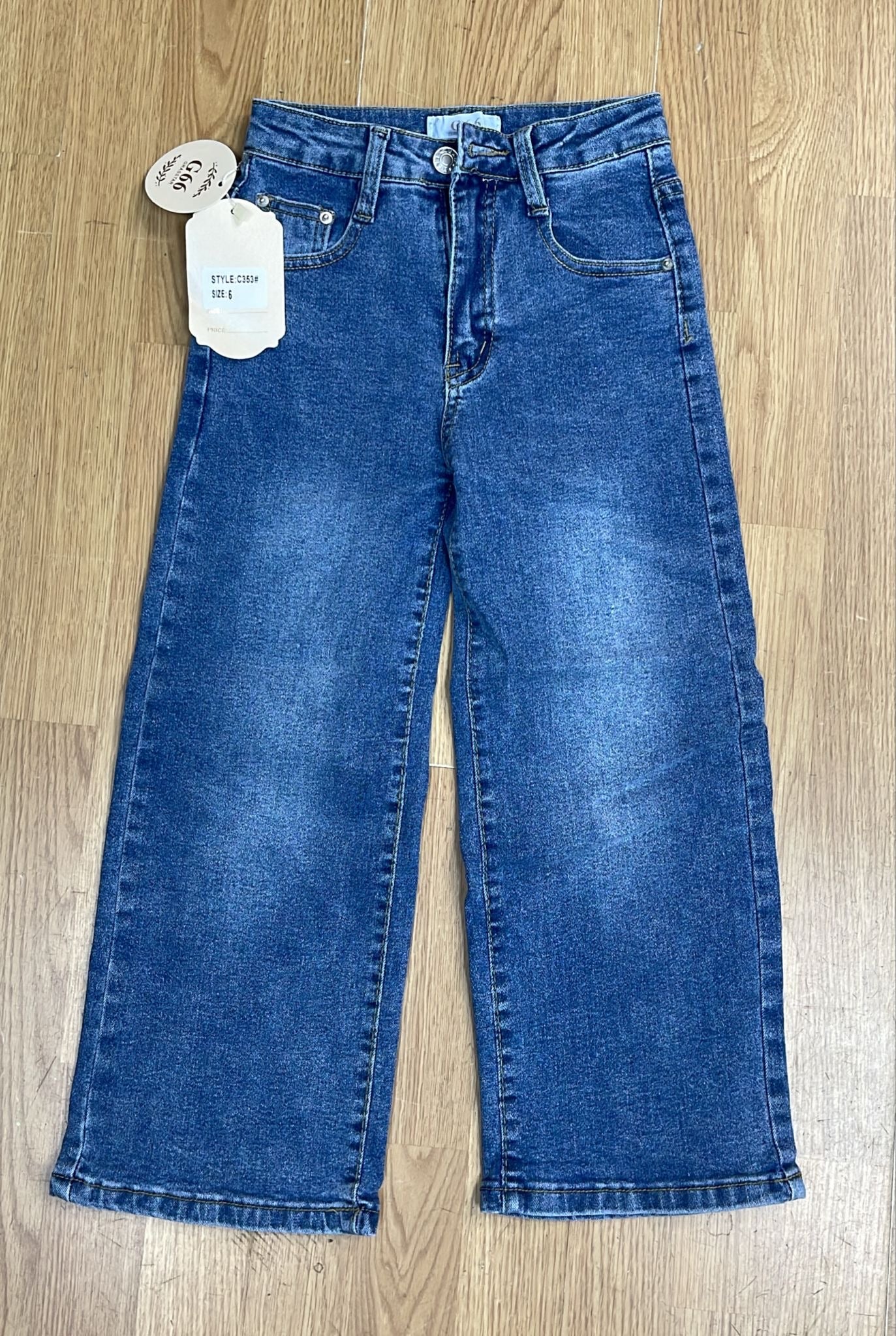 Mia Jeans