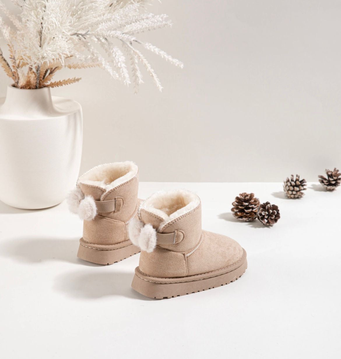 Beau Ugg style boots